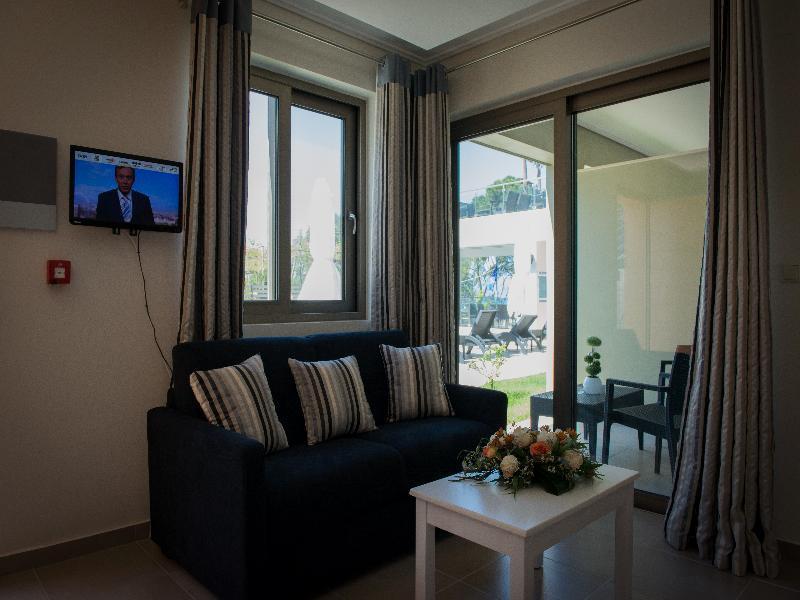 Mantinia Bay Hotel カラマタ エクステリア 写真