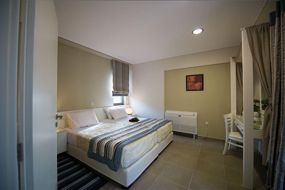 Mantinia Bay Hotel カラマタ エクステリア 写真