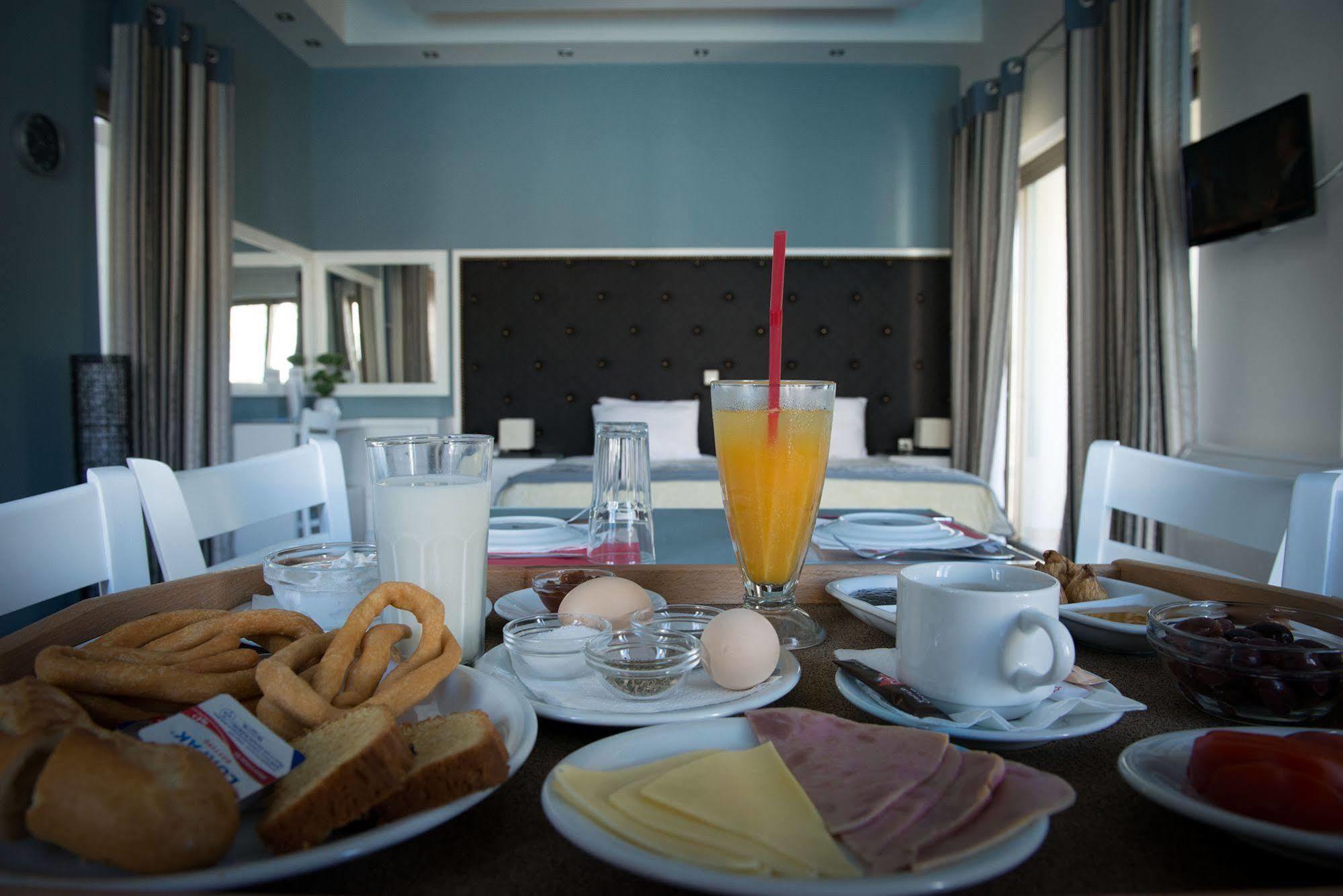 Mantinia Bay Hotel カラマタ エクステリア 写真