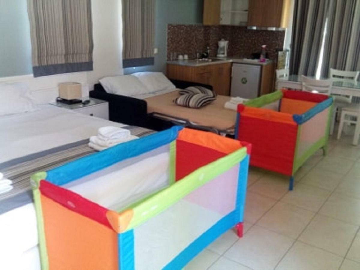 Mantinia Bay Hotel カラマタ エクステリア 写真