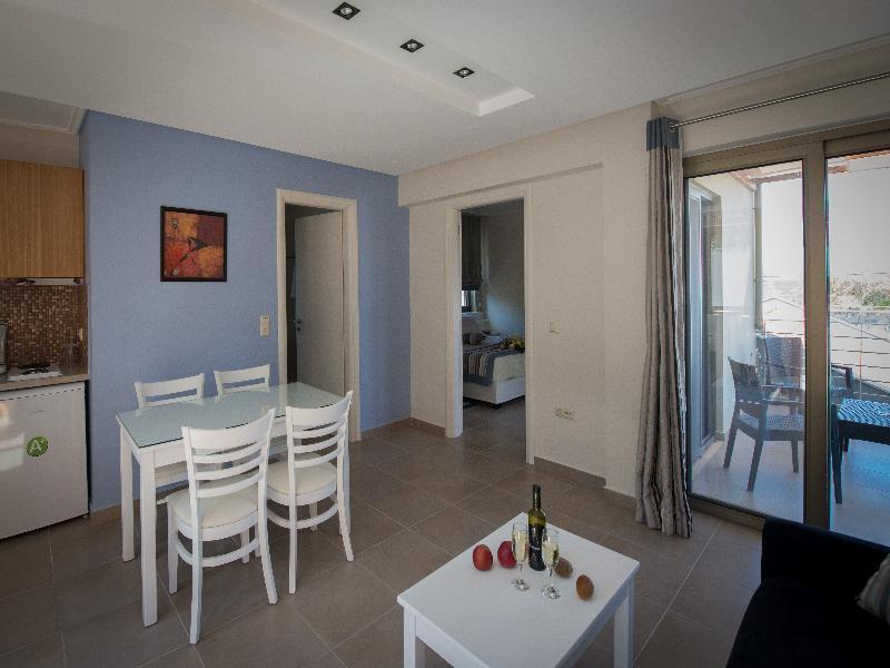 Mantinia Bay Hotel カラマタ エクステリア 写真